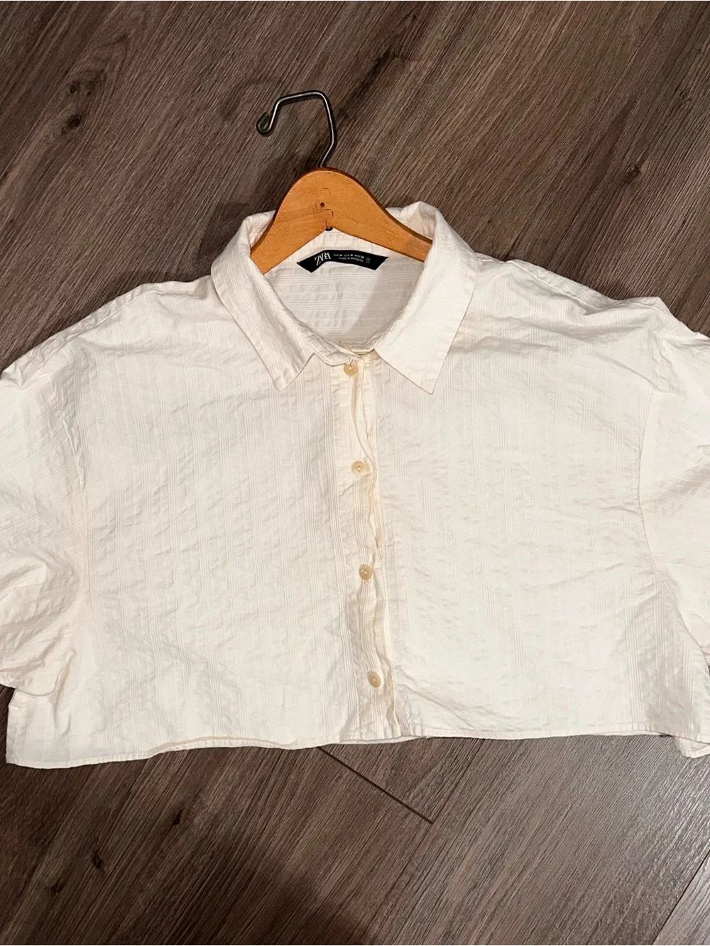 Zara Cream Cropped Boxy Button-Down Top - Picture 2 of 6